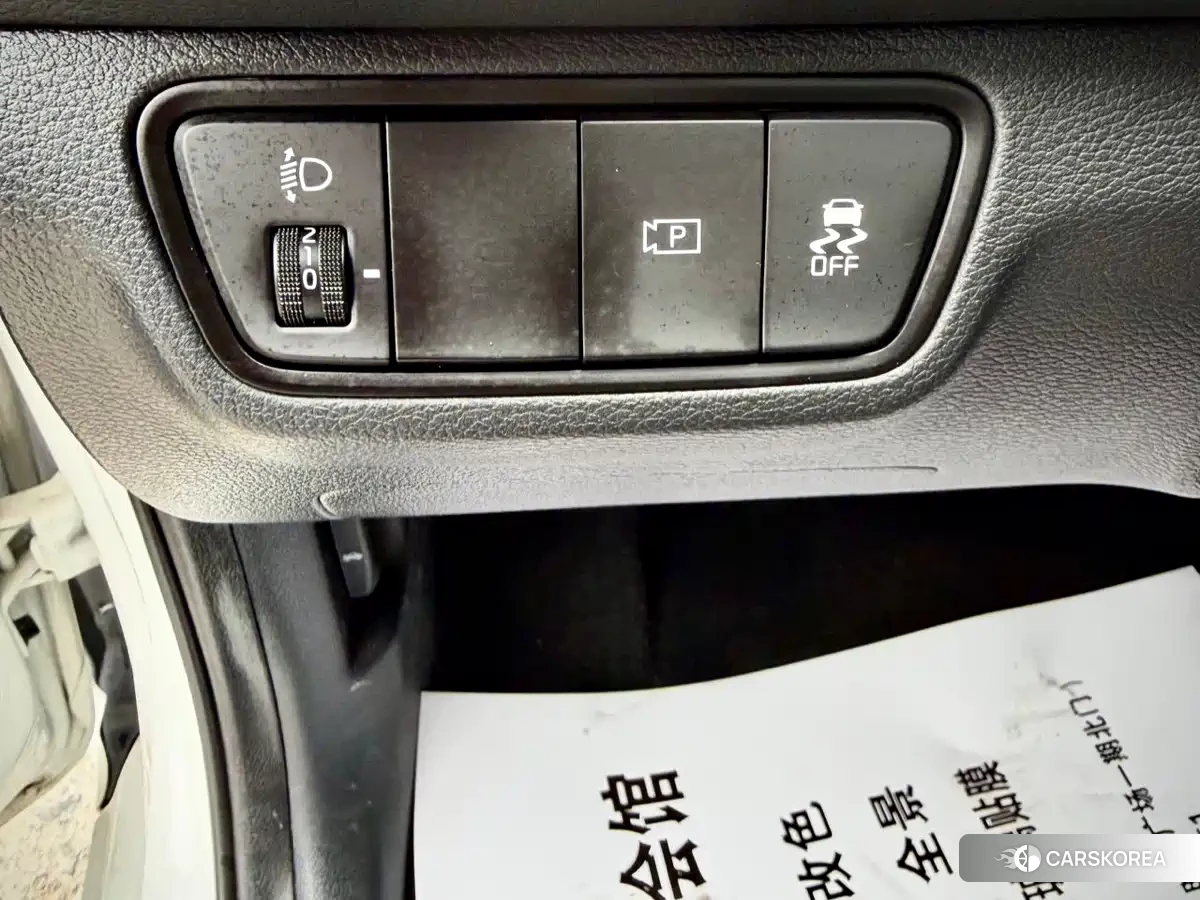 Kia K3 2023 Белый из Китая, фото 5