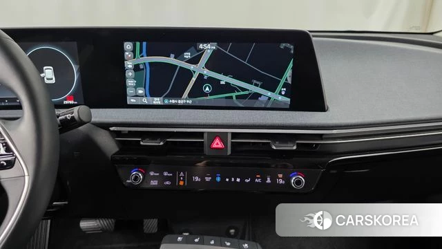 Kia EV6 2022 Черный из Кореи, фото 4