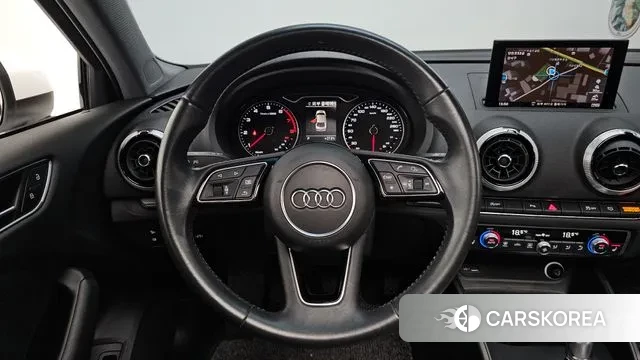 Audi New A3 2018 Белый из Кореи, фото 4