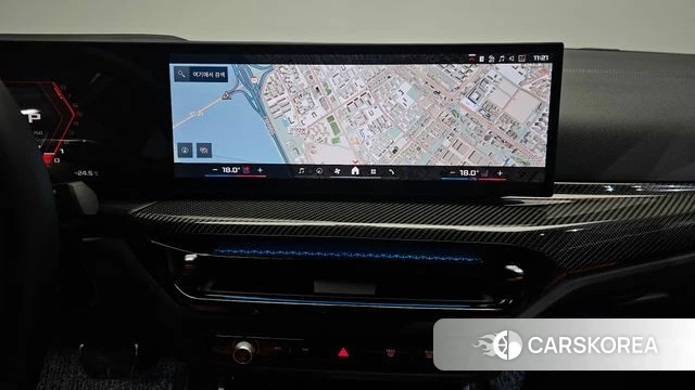 BMW M3 (G80) 2025 Серебристо-серый из Кореи, фото 4