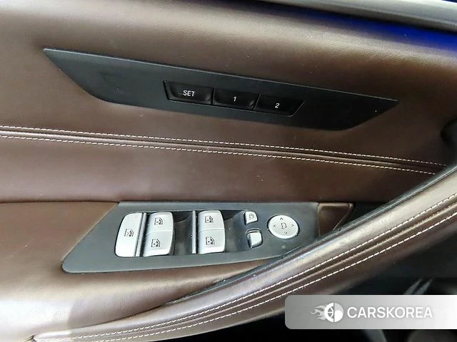 BMW 5 Series (G30) 2020 Синий из Кореи, фото 4