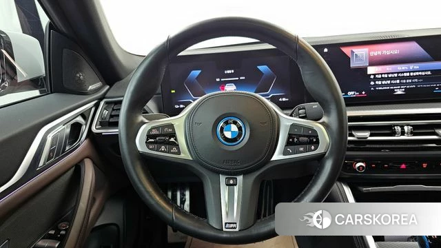 BMW i4 2022 Белый из Кореи, фото 4