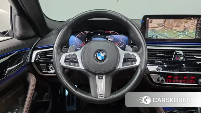 BMW 5 Series (G30) 2022 Белый из Кореи, фото 4