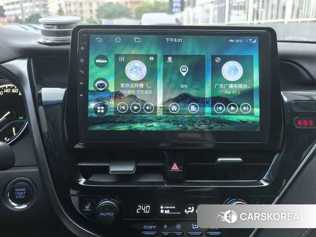 Toyota Camry 2023 Шампань из Китая, фото 4