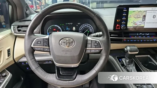 Toyota Sienna 4th Generation 2021 Белый из Кореи, фото 4