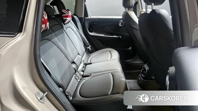 Mini Cooper Countryman 2023 Песочный из Кореи, фото 4