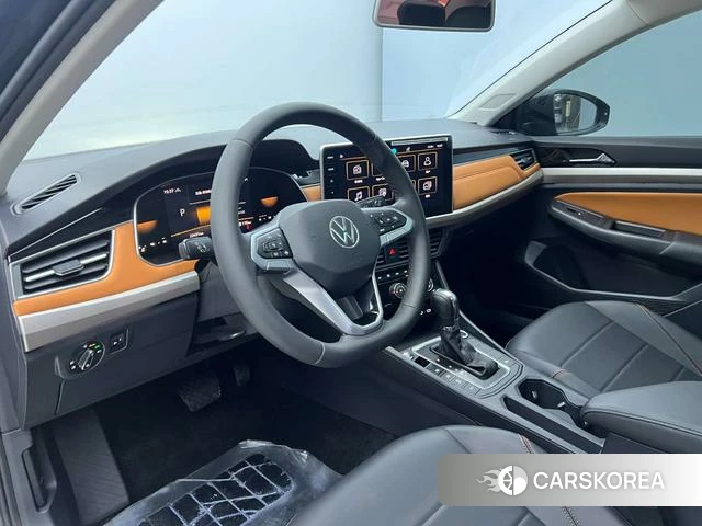 Volkswagen Bora 2024 Черный из Китая, фото 4