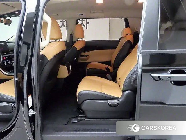 Kia Carnival 4th generation 2022 Черный из Кореи, фото 4