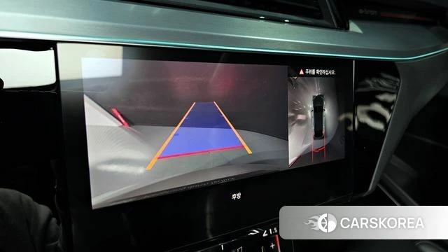 Audi e-Tron 2021 Белый из Кореи, фото 4