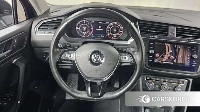 Volkswagen Tiguan Allspace 2018 Черный из Кореи, фото 4
