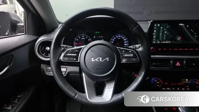 Kia The New K3 2nd generation 2022 Серебряный из Кореи, фото 4