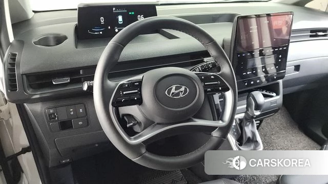 Hyundai Staria 2023 Белый из Кореи, фото 4