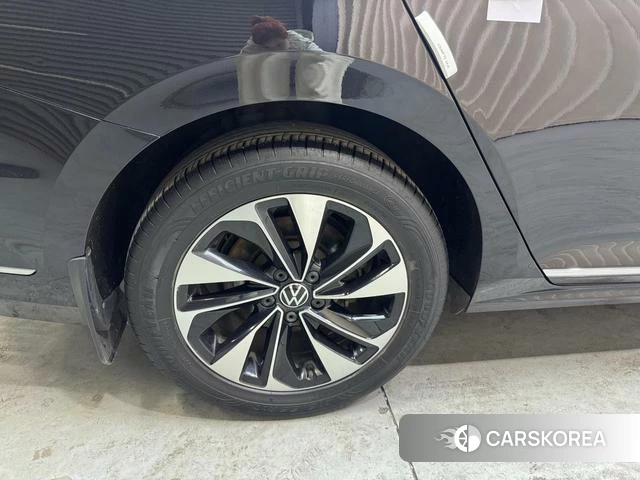 Volkswagen Passat 2022 Черный из Китая, фото 4