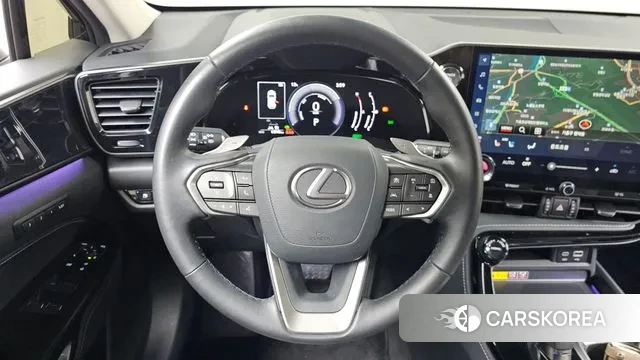 Lexus NX350h Second generation 2024 Черный из Кореи, фото 4