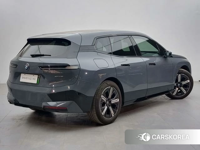 BMW iX 2023 Темно-серый из Китая, фото 4