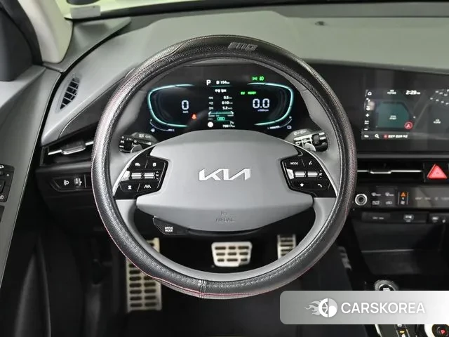 Kia Di Ol Nu Niro 2022 Белый из Кореи, фото 4