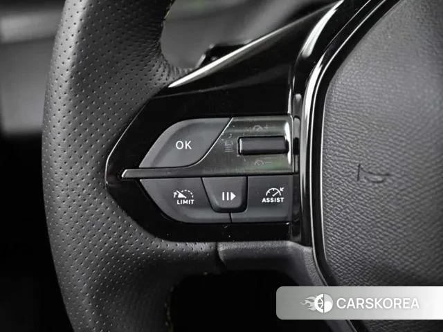 Peugeot 308 Third generation 2023 Белый из Кореи, фото 4