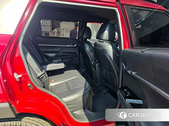 Ssangyong Torres 2022 Красный из Кореи, фото 4