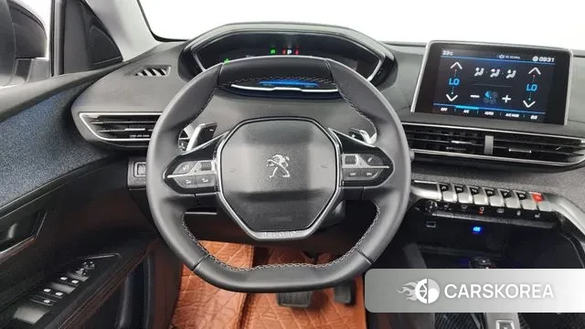 Peugeot 5008 second generation 2019 Белый из Кореи, фото 4