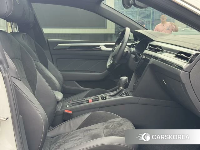 Volkswagen CC 2022 Белый из Китая, фото 4