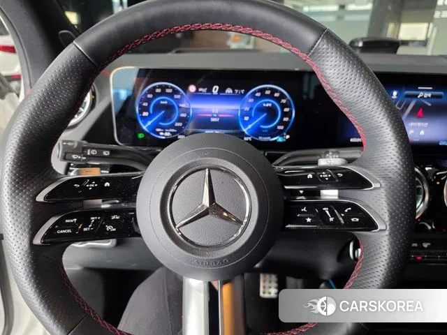 Mercedes-Benz EQA H243 2024 Белый из Кореи, фото 4