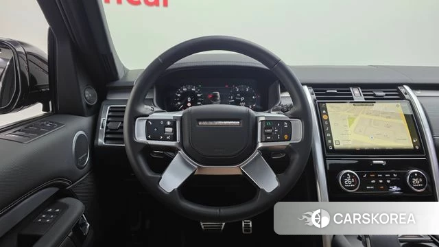 Land Rover Discovery 5 2024 Черный из Кореи, фото 4