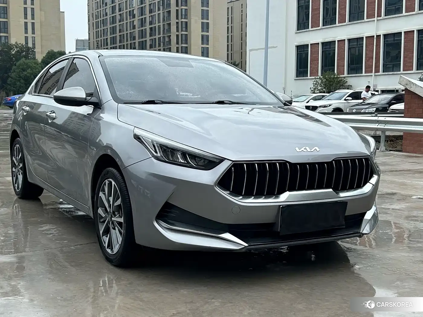 Kia K3 2022 Silver/gray из Китая, фото 4