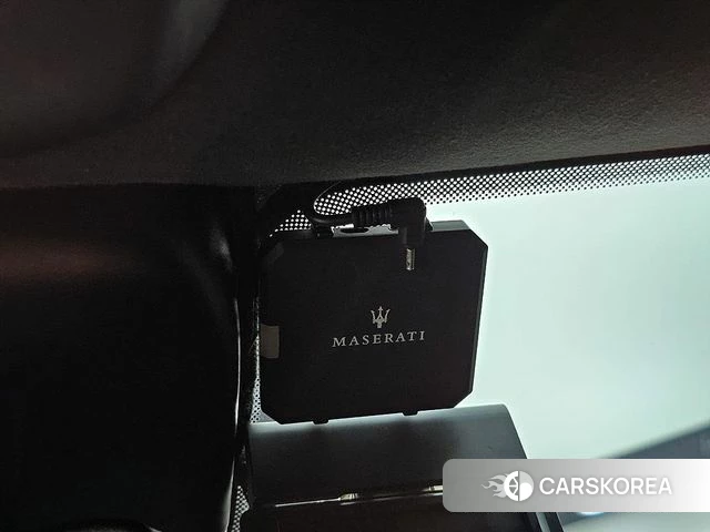 Maserati Levante 2019 Серый из Кореи, фото 4