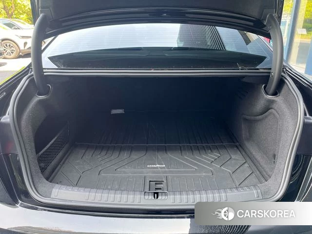 Audi A6L 2025 Черный из Китая, фото 4