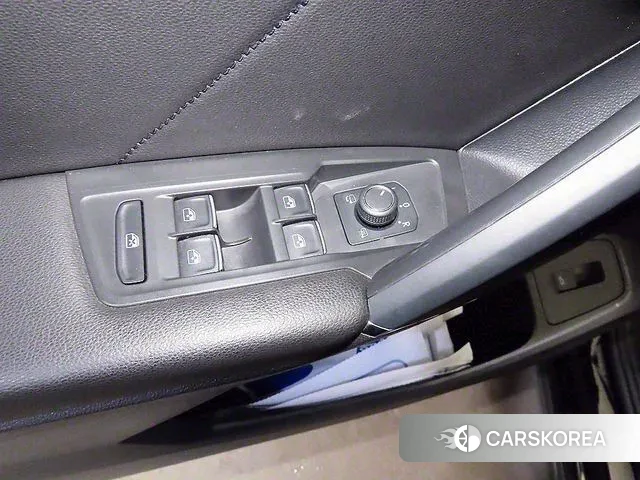 Volkswagen Tiguan Allspace 2020 Черный из Кореи, фото 4