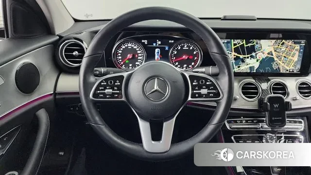 Mercedes-Benz E-Class W213 2018 Белый из Кореи, фото 4