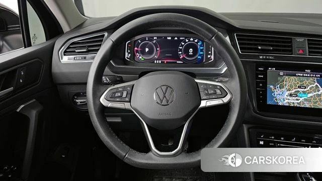 Volkswagen Tiguan second Generation 2023 Черный из Кореи, фото 4