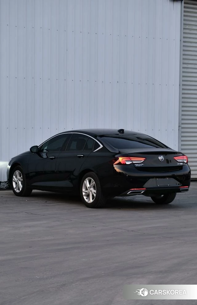 Buick Regal 2022 Черный из Китая, фото 4