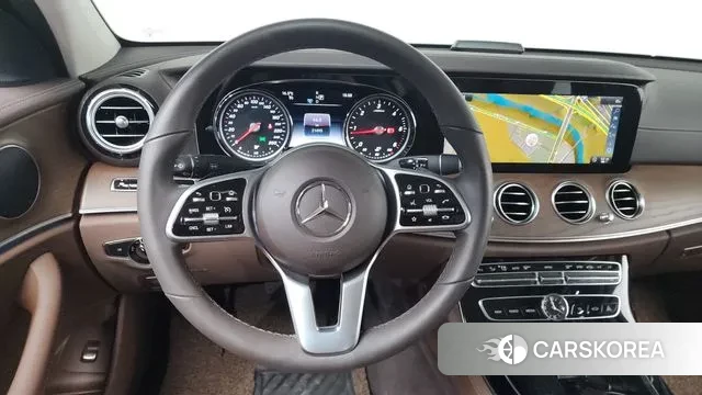 Mercedes-Benz E-Class W213 2019 Белый из Кореи, фото 4