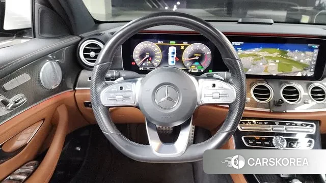 Mercedes-Benz E-Class W213 2020 Белый из Кореи, фото 4