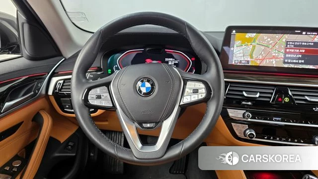 BMW 5 Series (G30) 2023 Серый из Кореи, фото 4