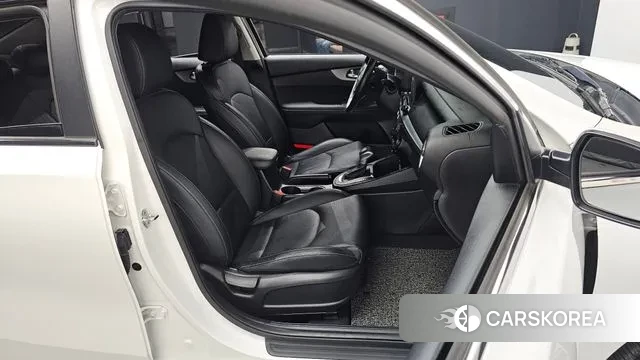 Kia Come New K3 2019 Белый из Кореи, фото 4