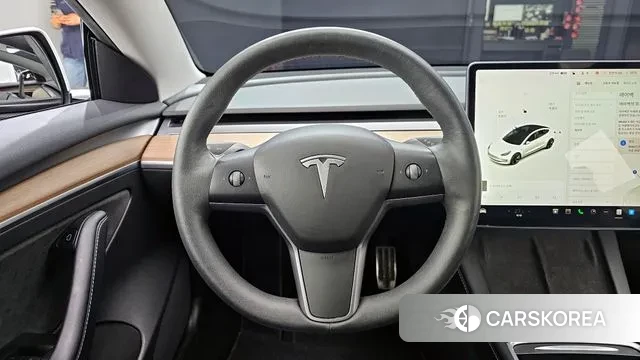 Tesla Model 3 2021 Белый из Кореи, фото 4