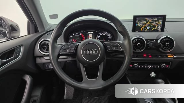 Audi New A3 2018 Черный из Кореи, фото 4