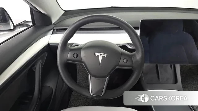 Tesla Model 3 2022 Белый из Кореи, фото 4