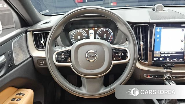 Volvo XC60 second Generation 2019 Белый из Кореи, фото 4