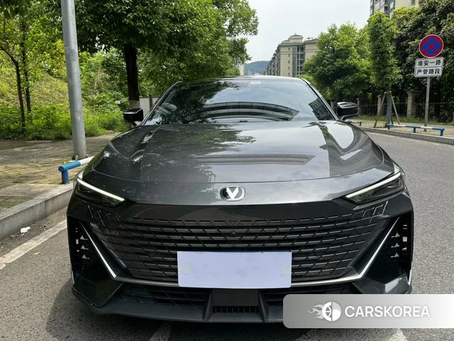 Chang'an UNI-V 2022 Темно-серый из Китая, фото 4