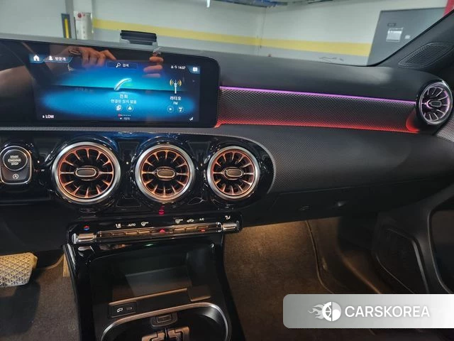 Mercedes-Benz A-Class W177 2022 Белый из Кореи, фото 4