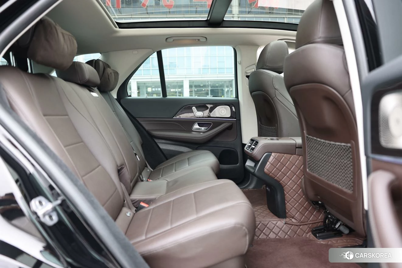 Mercedes-Benz GLE (import) 2022 Черный из Китая, фото 4