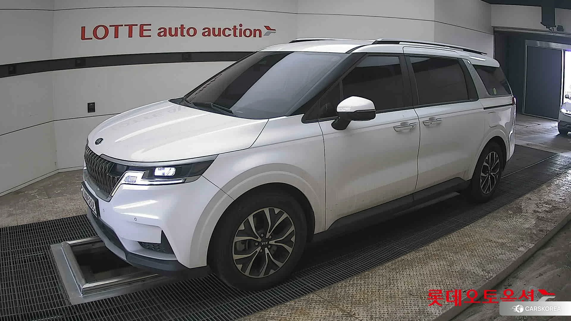 Kia Carnival 2021 Snow White Pearl (optional) из Кореи, фото 4