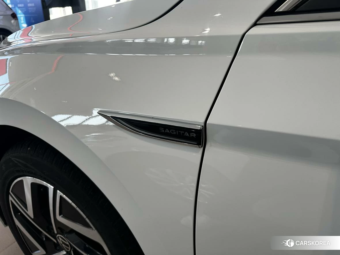 Volkswagen Sagitar 2024 Белый из Китая, фото 4