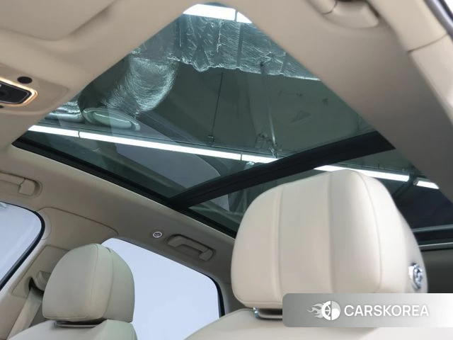 Bentley Bentayga 2024 Белый из Кореи, фото 4