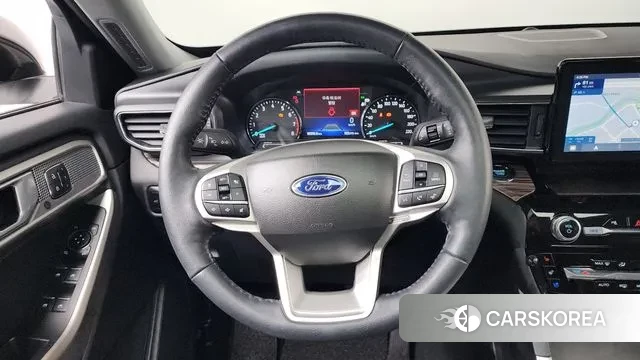 Ford Explorer 6th Generation 2023 Белый из Кореи, фото 4
