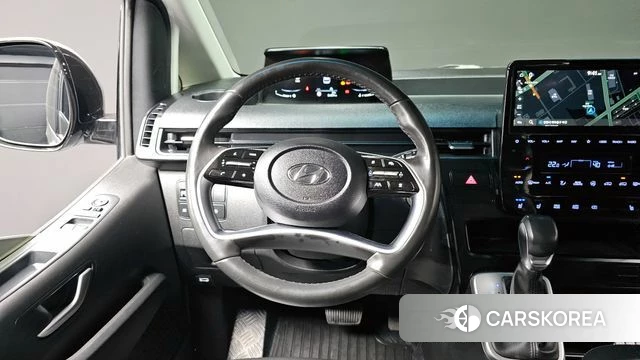 Hyundai Staria 2022 Серебряный из Кореи, фото 4