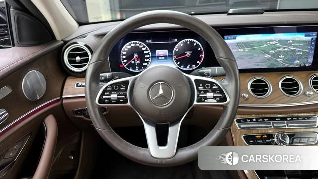 Mercedes-Benz E-Class W213 2019 Черный из Кореи, фото 4